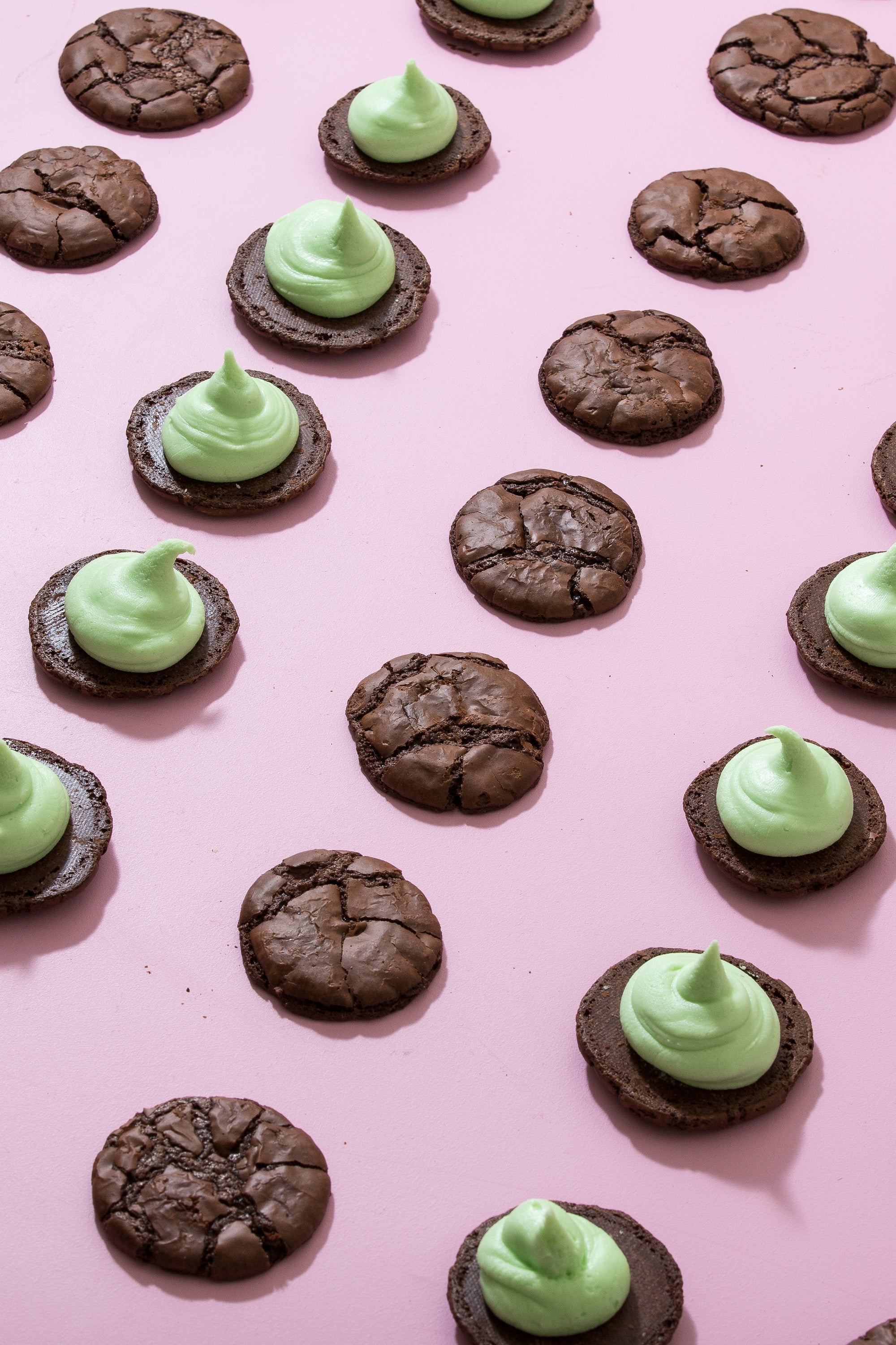 Mint bulk party pack - 12 cookies